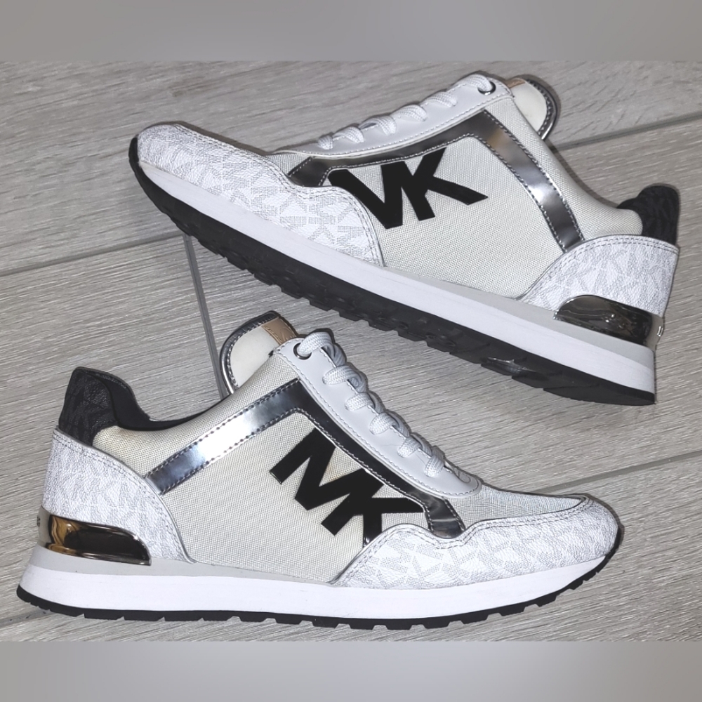 💋Michael Kors Maddy Two-Tone Logo Trainer (10)